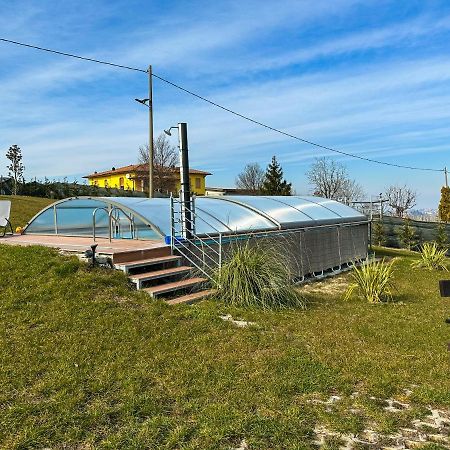 Casa Vacanza Con Piscina,Area Giochi Bambini. Santa Maria della Versa Luaran gambar