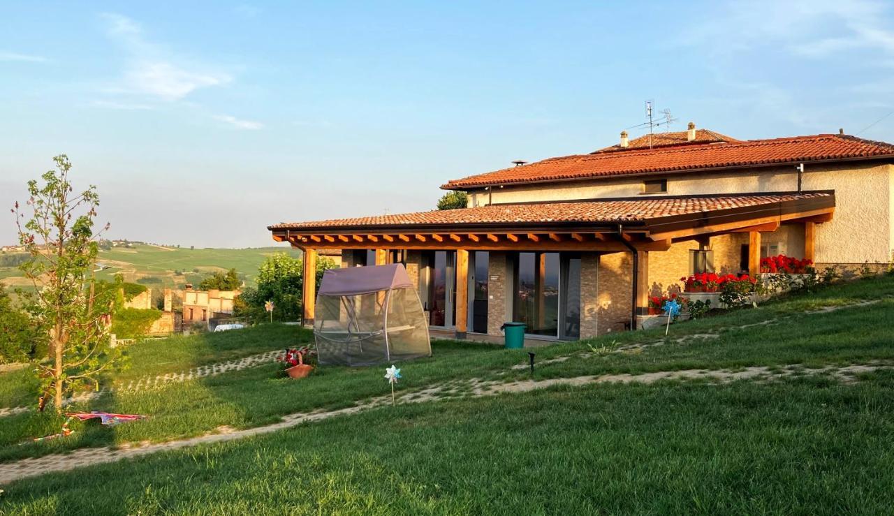 Casa Vacanza Con Piscina,Area Giochi Bambini. Santa Maria della Versa Luaran gambar