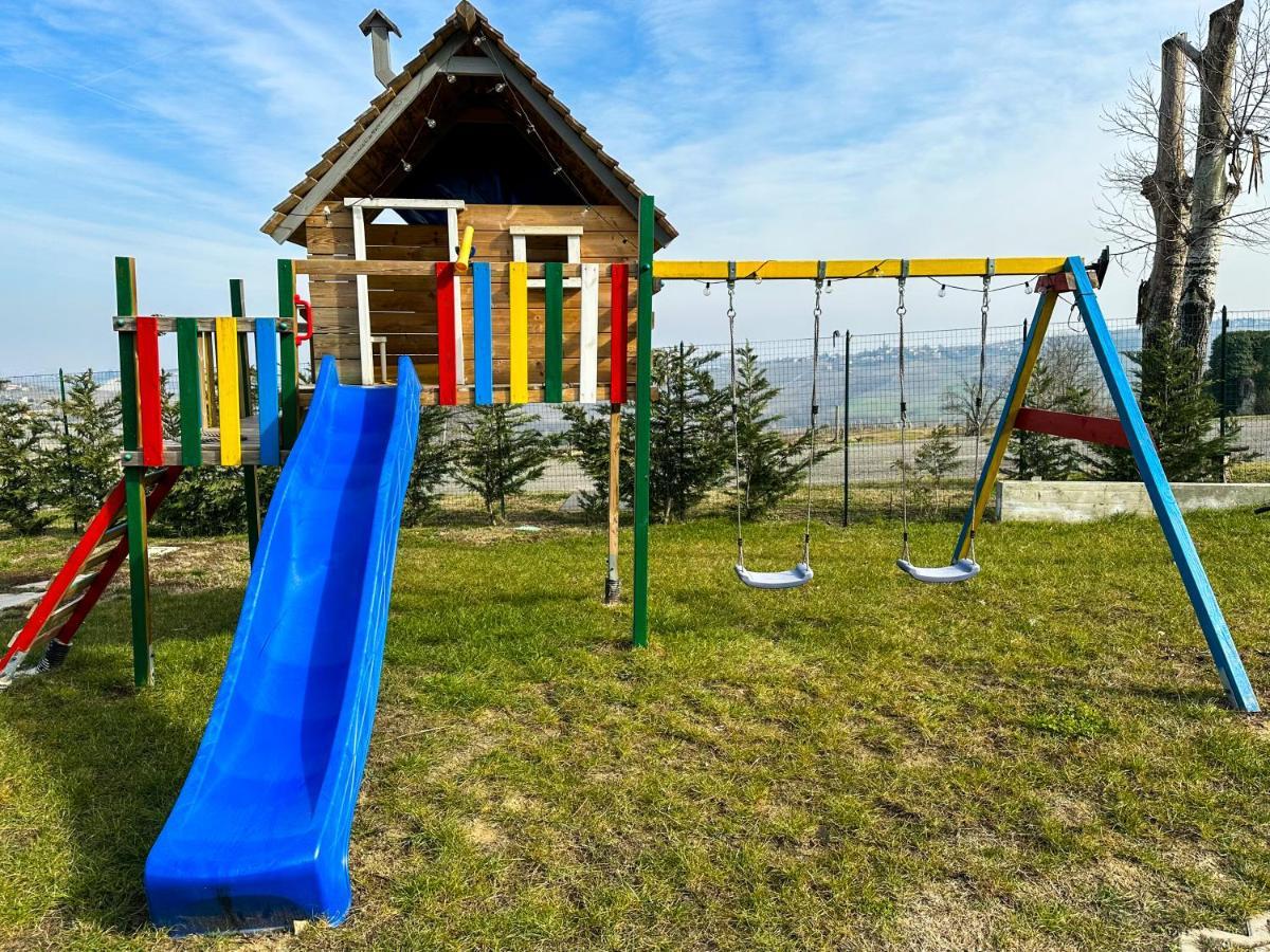 Casa Vacanza Con Piscina,Area Giochi Bambini. Santa Maria della Versa Luaran gambar